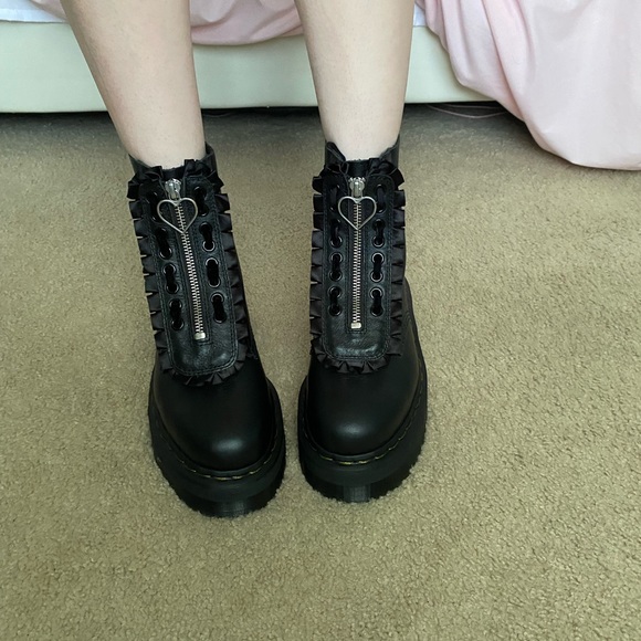 ❌SOLD❌ Dr. Martens x Lazy Oaf Jungle Boots - Picture 8 of 8